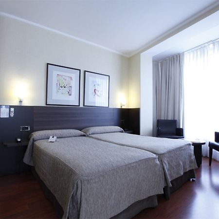 Hotel Yoldi بنبلونة المظهر الخارجي الصورة