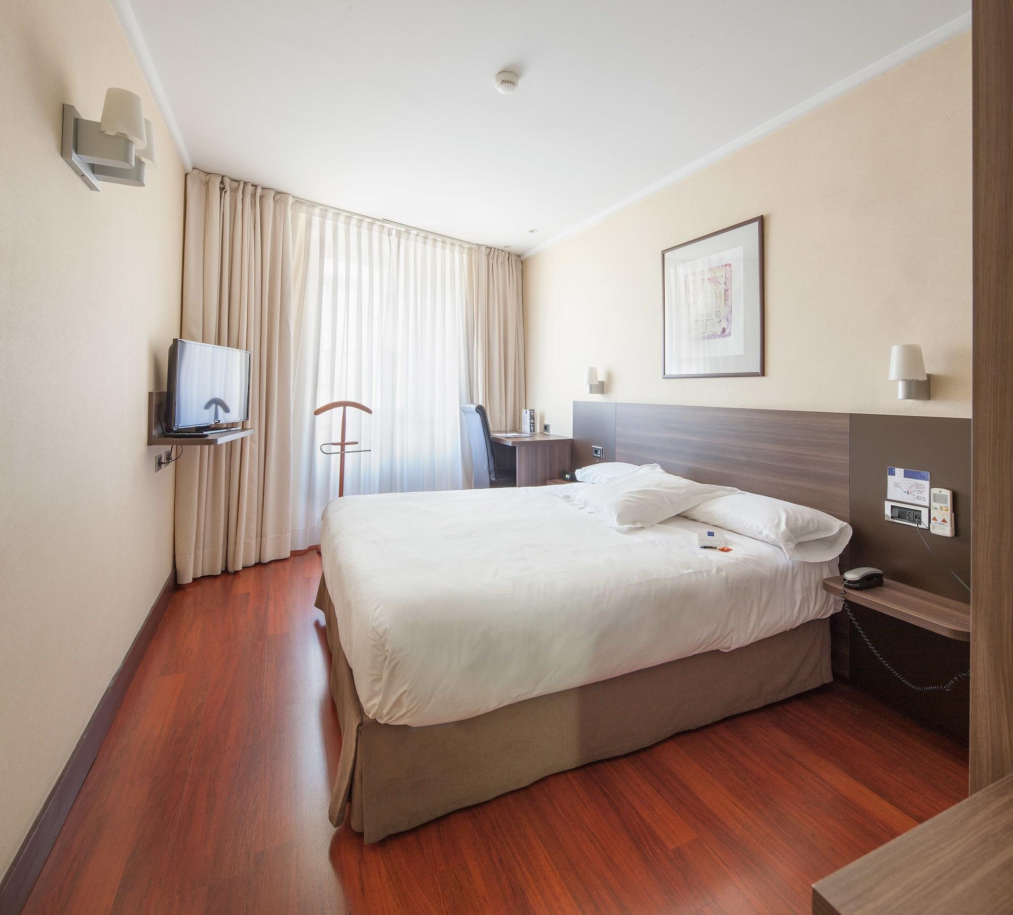 Hotel Yoldi بنبلونة المظهر الخارجي الصورة